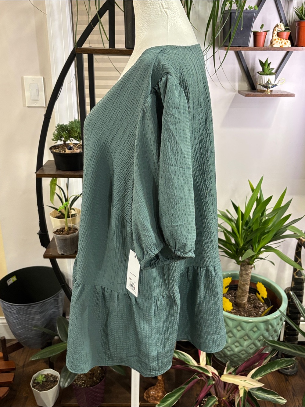 Nine West teal Textured V Neck Peplum Top size 1X - Picture 3 of 3